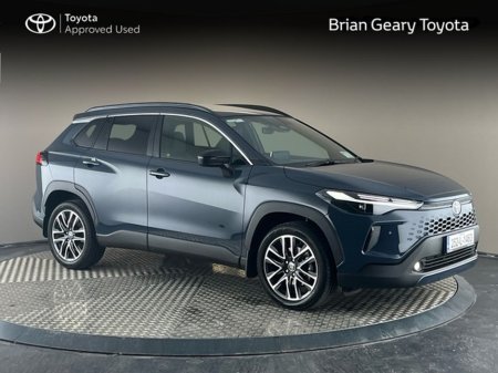 2025 Toyota Corolla Cross HYBRID SOL *New Model*