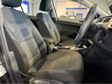 2015 Volkswagen Golf 1.2 Tsi Dsg Automatic hatchback €13,950 thumbnail