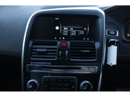 2016 Volvo XC60 - thumbnail 13