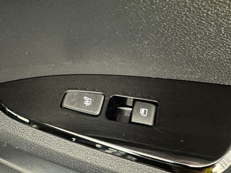 2023 Kia Sportage - thumbnail 24