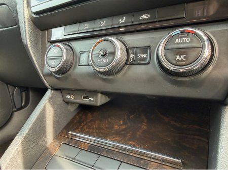 2016 Skoda Octavia - thumbnail 20