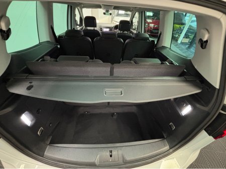 2020 Volkswagen Sharan *VOLKSWAGEN SHARAN* *AUTO LIGHTS* *DSG AUTO* *KEYLESS ENTRY* *REVERSE CAMERA* *7 SEATER* *MULTIFUNCTION STEERING WHEEL* *HEATED SEATS* *TRADE INS WELCOME* thumbnail