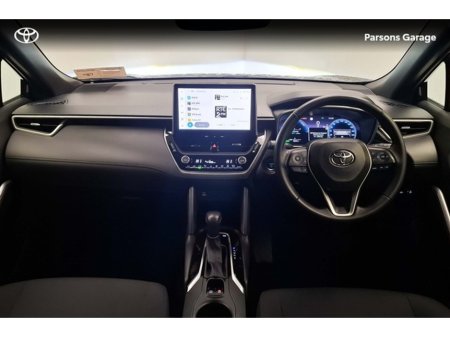 2024 Toyota Corolla Cross CROSS LUNA 1.8 €33,995 thumbnail