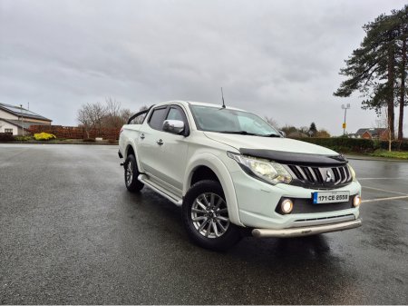 2017 Mitsubishi L200 DID BARBARIAN D/C 4WD 18 2.5 CR 4WORK 181BHP 178BHP 4DR €16,950 thumbnail