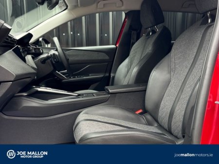 2023 Peugeot 408 1.2 Puretech 130bhp Auto Allure €25,950 thumbnail