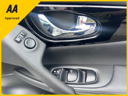 2017 Nissan Qashqai - thumbnail 24