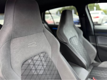 2022 Volkswagen Golf R-LINE - 2.0L DIESEL - AUTO - 12M WARRANTY - CAR:  1690 €32,950 thumbnail