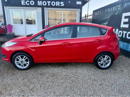 2014 Ford Fiesta ZETEC - 1.2 - LOW INSURANCE - LOW ROAD TAX - IDEAL STARTER/LEARNER CAR OR FAMILY CAR €8,495 thumbnail
