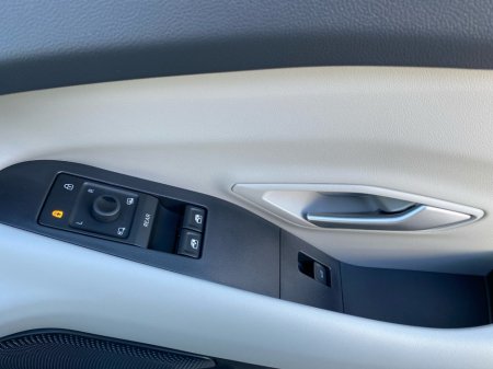 2026 Ford Explorer Premium 77KWh Driver assistance pack thumbnail