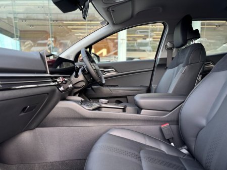 2026 Kia Sportage - thumbnail 2