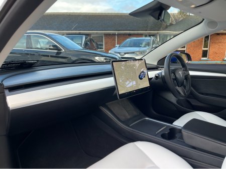 2021 Tesla Model 3 - thumbnail 27