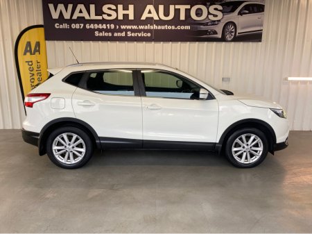 2016 Nissan Qashqai 1.5 SV MY16 SP+NC E6 4 4DR €10,450 thumbnail