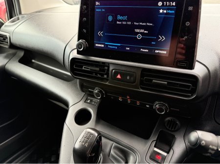 2019 Peugeot Partner PROF PLUS 1.6 HDI FSH €11,950 thumbnail