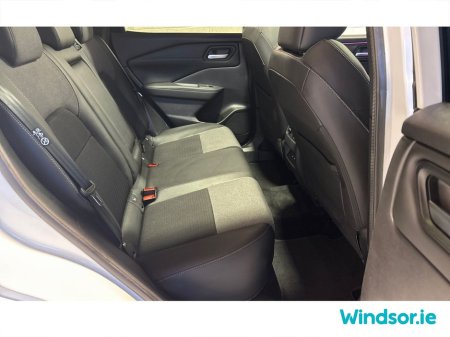 2025 Nissan Qashqai ePOWER QASHQAI SV PREMIUM €40,995 thumbnail