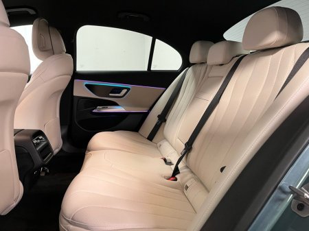 2026 Mercedes-Benz E Class 300de AMG - 20 Inch Alloys - Reversing Camera - Ambient Lighting - Sat Nav - Climate Control - Electric Heated Memory Seats - Keyless Start - Apple CarPlay/Android Auto €91,677