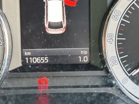 2018 Skoda Octavia COM Style 1.6tdi 115HP DSG 4DR €18,500 thumbnail