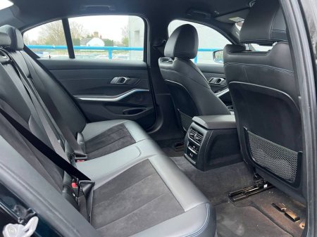 2020 BMW 3 Series 330e M-SPORT COMPETITION 2.0 HYBRID // 19" M-SPORT ALLOYS // LEATHER/SUEDE INTERIOR // DIGITAL CLUSTER €29,900 thumbnail