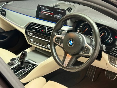 2018 BMW 5 Series 530E M SPORT €26,990 thumbnail
