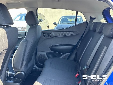 2022 Hyundai i10 Deluxe €16,950 thumbnail