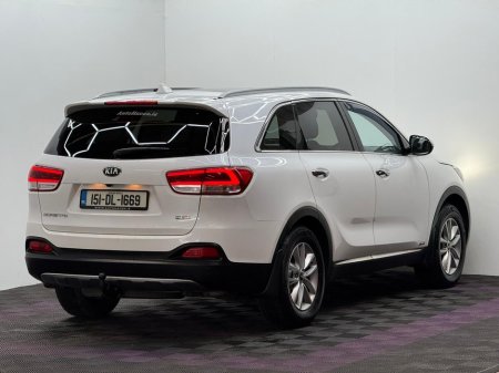 2015 Kia Sorento - thumbnail 4