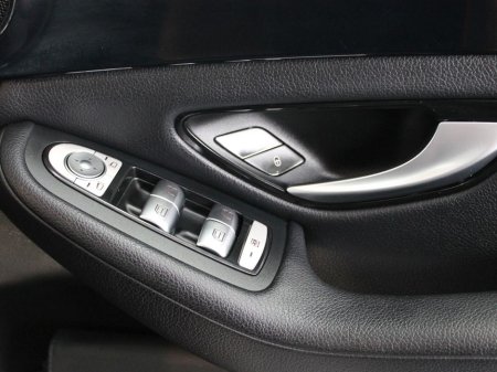 2018 Mercedes-Benz C Class - thumbnail 26