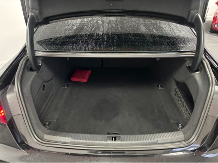 2017 Audi A6 AUDI A6 LIMOUSINE 2.0 TDI 150 SE S-TRONIC 4DR AUTO*BLACK LEATHER INTERIOR*REVERSE CAM*BOSE SPEAKERS*PARK SENSORS*SEMI DIGITAL DASH*KEYLESS ENTRY & START*FINANCE AVAILABLE TRADE INS WELCOME* €21,950 thumbnail