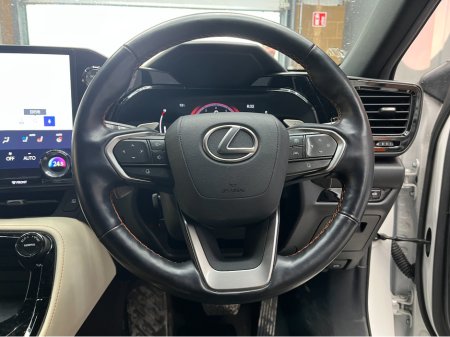 2023 Lexus NX 350h - thumbnail 10