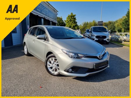 2016 Toyota Auris 1.2T 5DR LUNA 4DR €13,500
