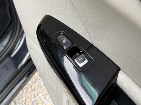 2022 Kia Sportage - thumbnail 21