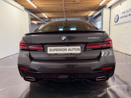 2022 BMW 5 Series - photo 6