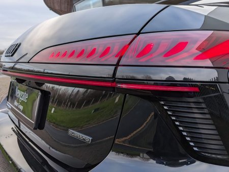 2025 Audi A6 E-HYBRID QUATTRO LAUNCH EDITION €79,888 thumbnail