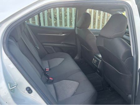 2020 Toyota Camry Self Charging Hybrid €23,995 thumbnail