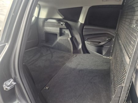 2019 Ford Kuga - thumbnail 19