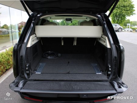 2026 Land Rover Range Rover 3.0 PHEV 460PS Autobiography €180,260 thumbnail