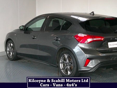 2021 Ford Focus ST-LINE TDCI thumbnail