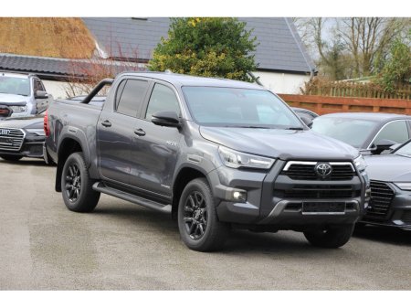 2025 Toyota Hilux - thumbnail 19