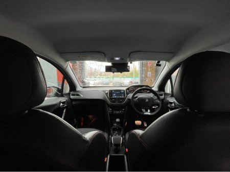 2019 Peugeot 2008 - thumbnail 16