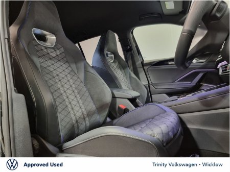 2025 Volkswagen Tiguan - thumbnail 28