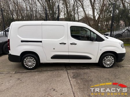 2021 Opel Combo LWB TWIN SLIDE DOORS LOW MILEAGE €12154.47+VAT=€14950 €12,154 thumbnail