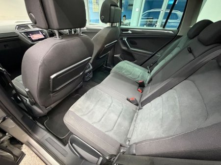 2019 Volkswagen Tiguan - thumbnail 30