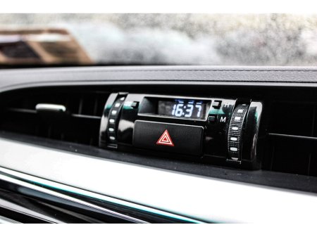 2019 Toyota Hilux - thumbnail 24