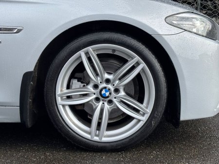 2016 BMW 5 Series - thumbnail 4
