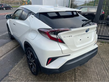 2018 Toyota C-HR 1.8 HYBRID AUTO LOW KM HIGH SPEC €18,750 thumbnail