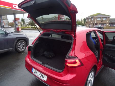 2021 Volkswagen Golf 1.4 TSI GTE 245PS 5DR AUTO €24,950 thumbnail