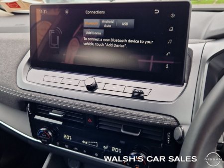 2025 Nissan Qashqai E-power SV MY24 04DR A €39,950 thumbnail