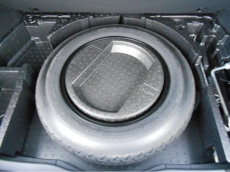 2020 Toyota C-HR - thumbnail 26