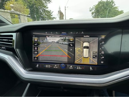 2024 Volkswagen Touareg - thumbnail 23