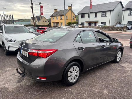 2015 Toyota Corolla 1.33 TERRA 4DR  PETROL €9,950 thumbnail