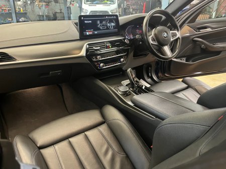 2022 BMW 5 Series 520d M Sport (MHT) €43,950