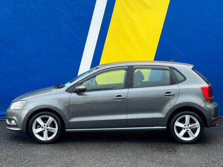 2017 Volkswagen Polo HIGHLINE 1.2 TSI // FULL SERVICE HISTORY // LEATHER/ALCANTARA HEATED SEATS // REVERSE CAMERA €14,900